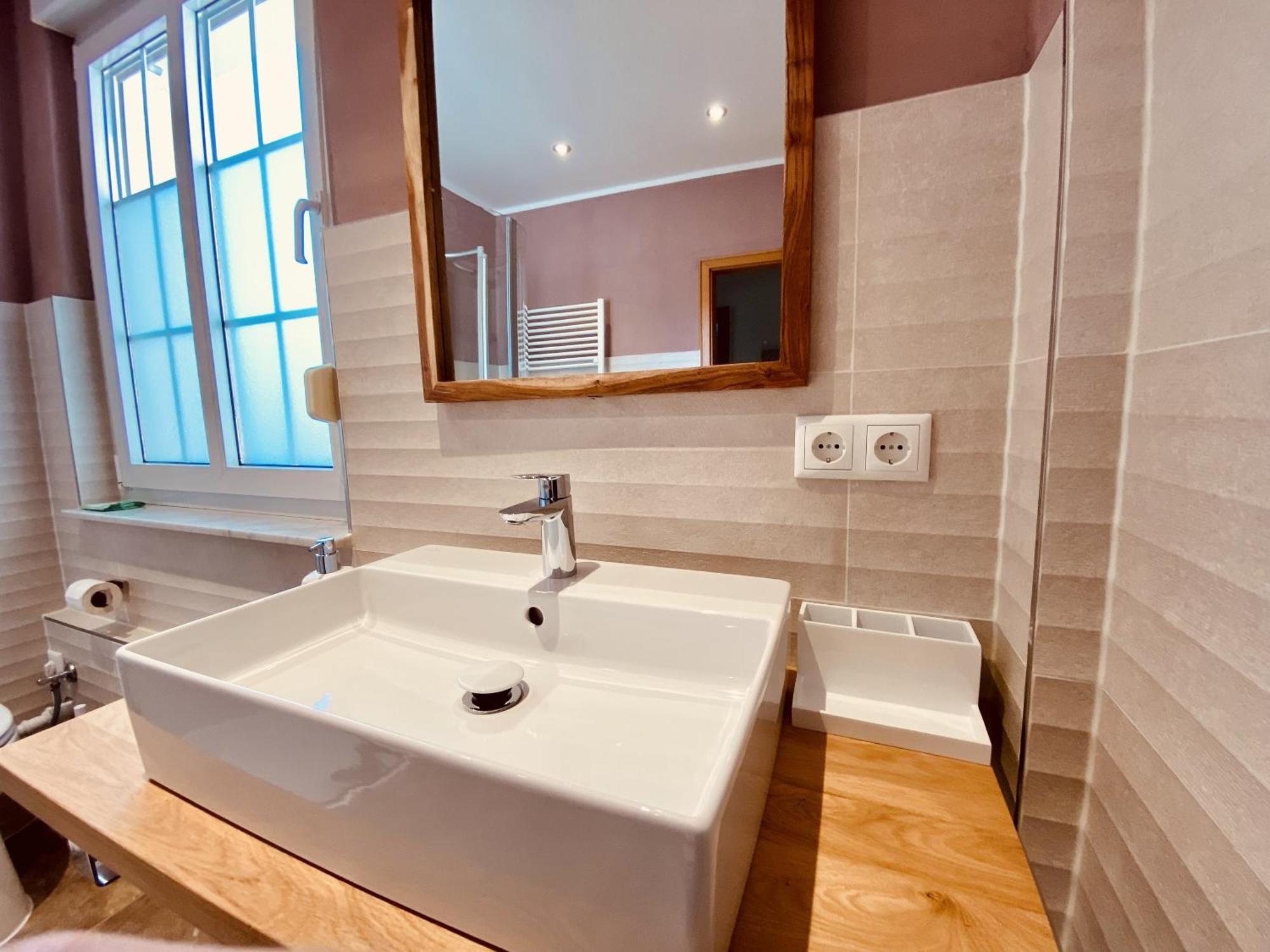 Casa Rehse I Stilvolles Apartment I 24H-Self-Check-In I Kostenlos Parken & Wlan I 55-Zoll-Smart&Kabel-Tv I Oepnv Ερφούρτη Εξωτερικό φωτογραφία